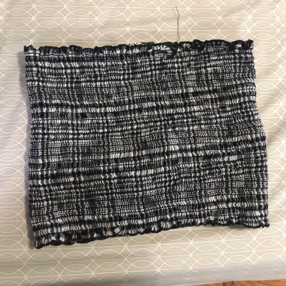 Crop top - Picture 1 of 1